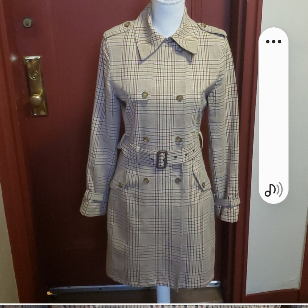 Express Design Studio Trenchcoat Size Medium